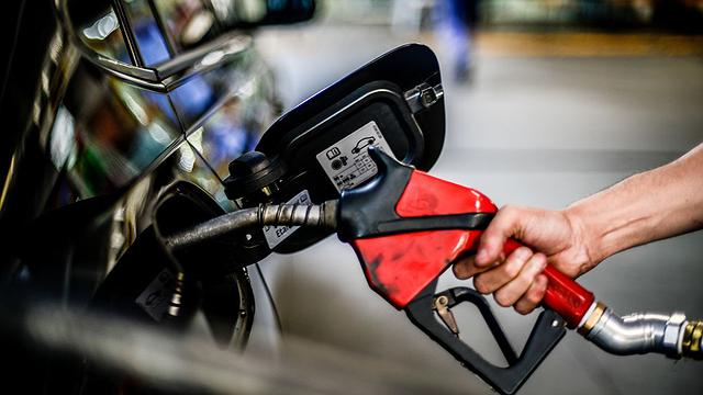 Petrobras baixa preço de gasolina e diesel