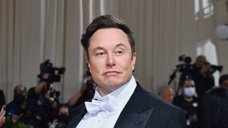 Elon Musk assina carta que pede ‘pausa’ no desenvolvimento de inteligência artificial