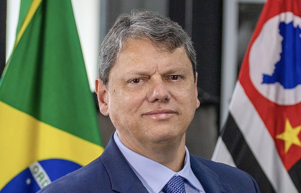 Tarcísio de Freitas sanciona lei que cria cadastro com DNA e foto de estupradores