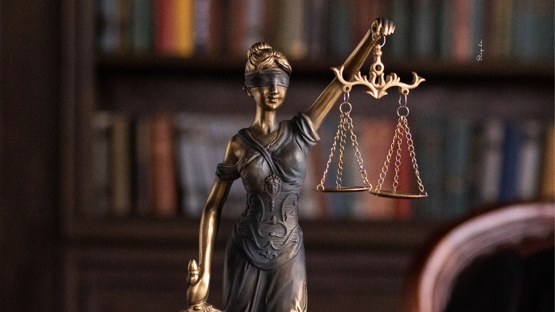 Salário médio de juízes dispara, ultrapassa teto constitucional e já passa de R$ 65 mil