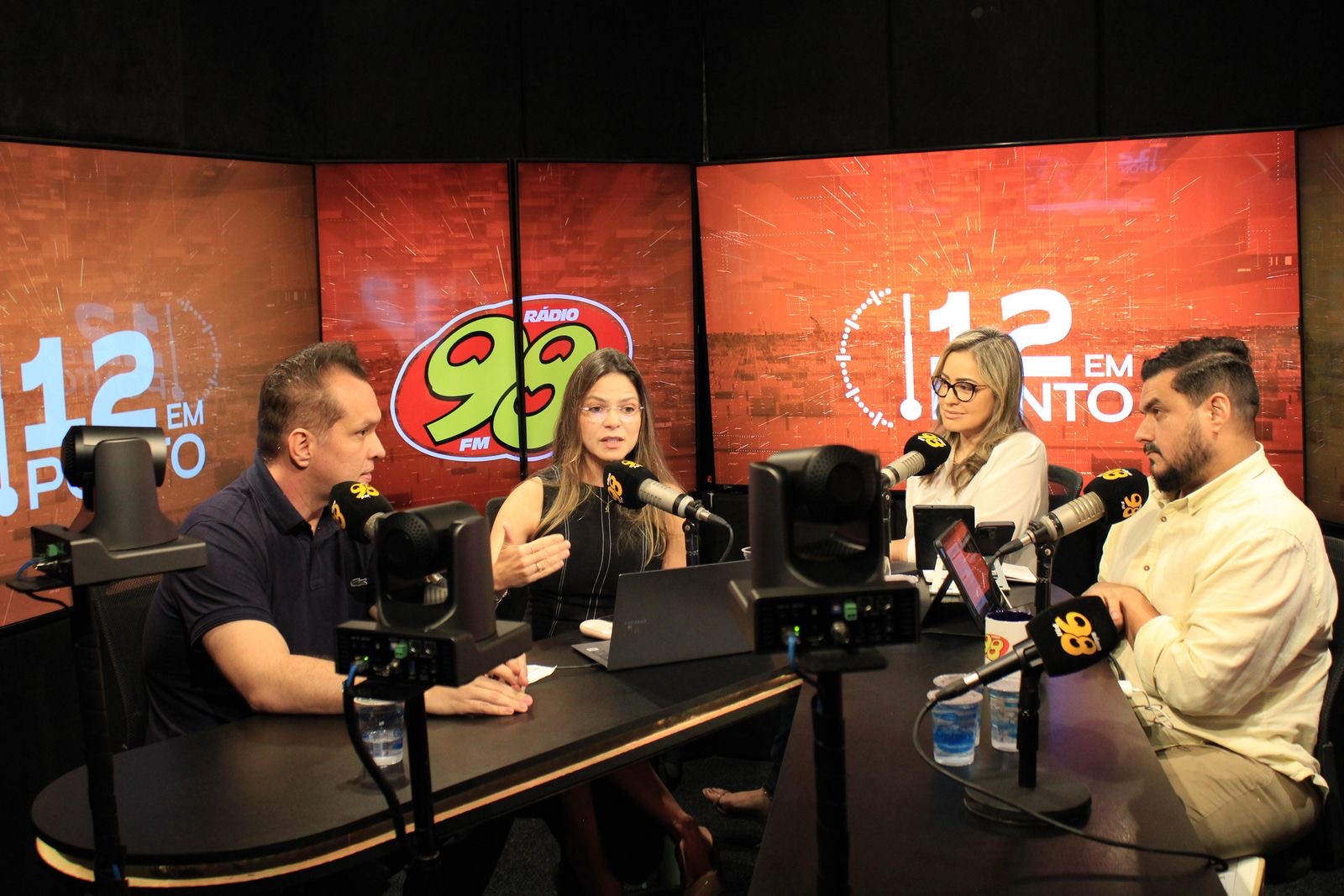 Eriko Jácome trabalha pré-candidatura à Câmara Federal, mas reforça que a decisão final está nas mãos de Paulinho Freire