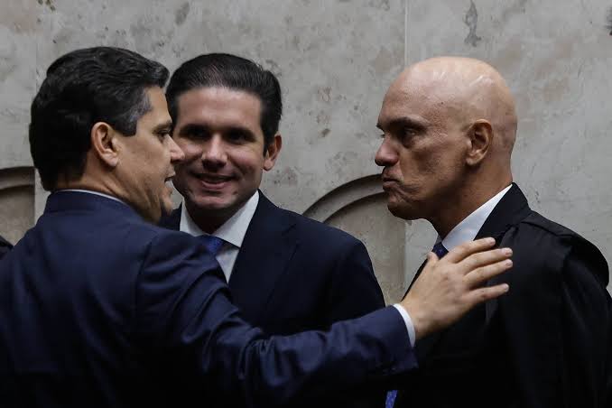 Os coronéis do Brasil -Davi Alcolumbre diz que não pautará impeachment de Moraes nem com todas as 81 assinaturas do Senado
