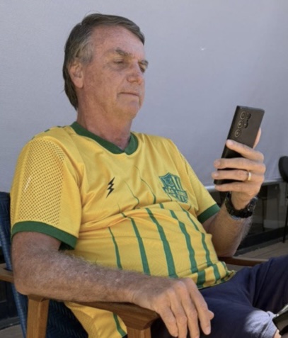 Moraes recua e libera visitas de filhos, netos e cunhadas a Bolsonaro durante prisão domiciliar