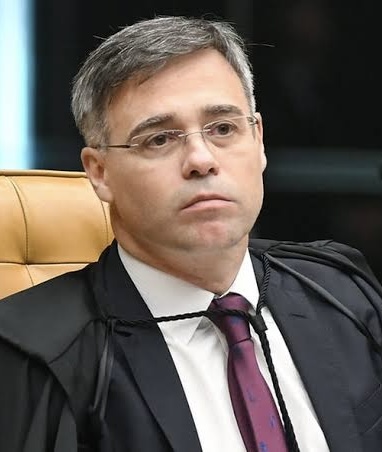 André Mendonça assume relatoria de pedido que tenta suspender ação do golpe que não existiu