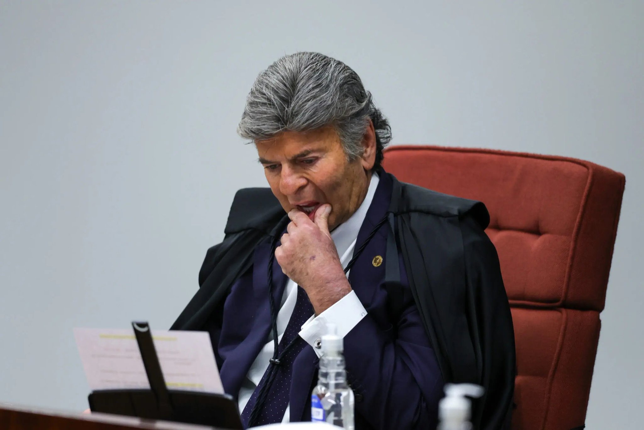 “Não há provas nos autos que os réus tenham ordenado a destruição e depois se omitido…” diz Fux